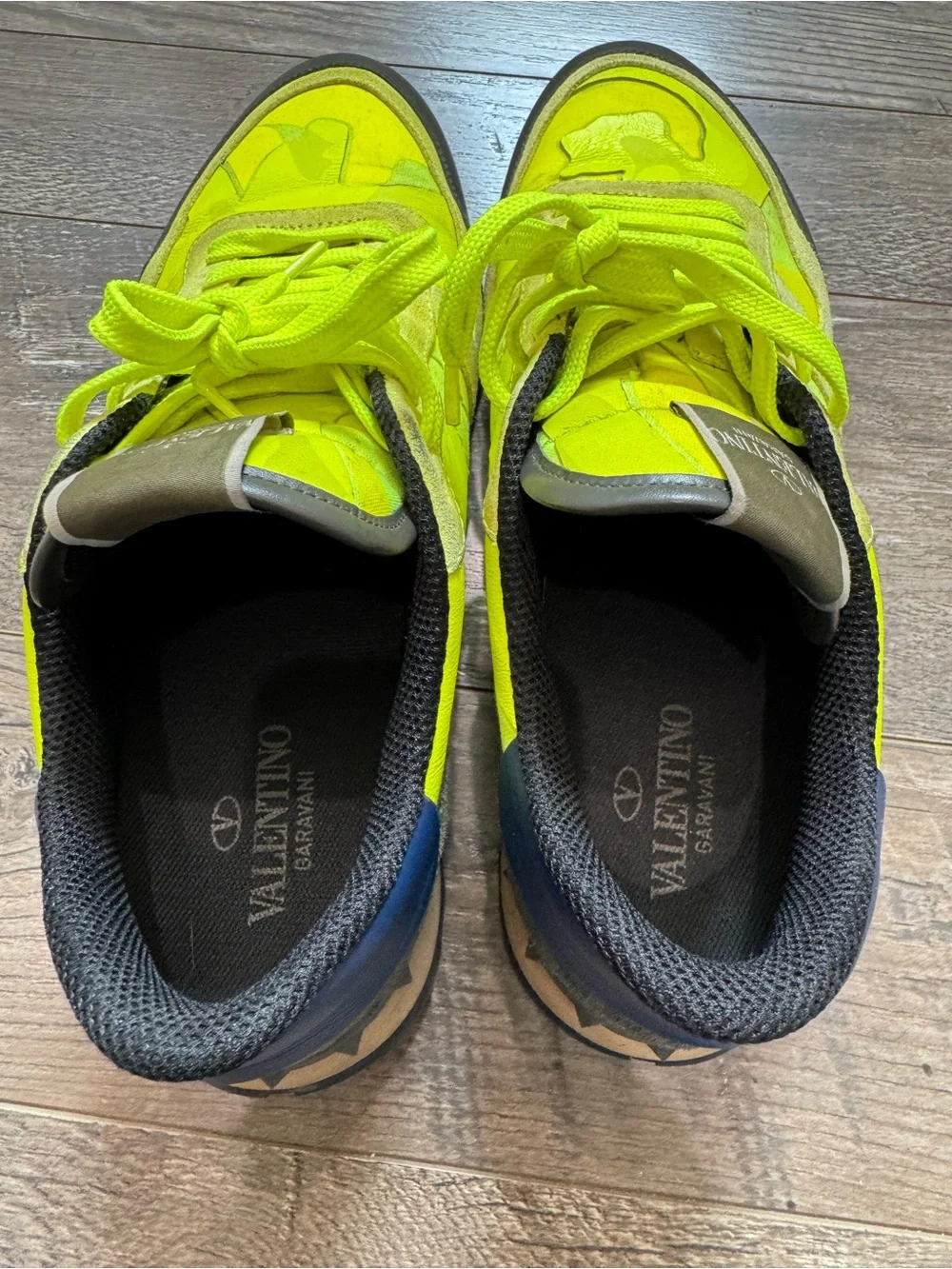 Valentino Garavani Rockrunner Neon Yellow Camo Sneakers Men EU 44 Neon Italy